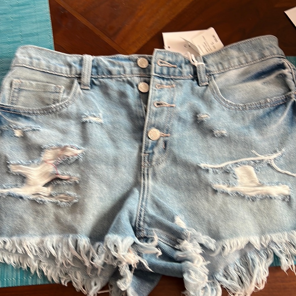 Windsor Light wash rip jeans size large